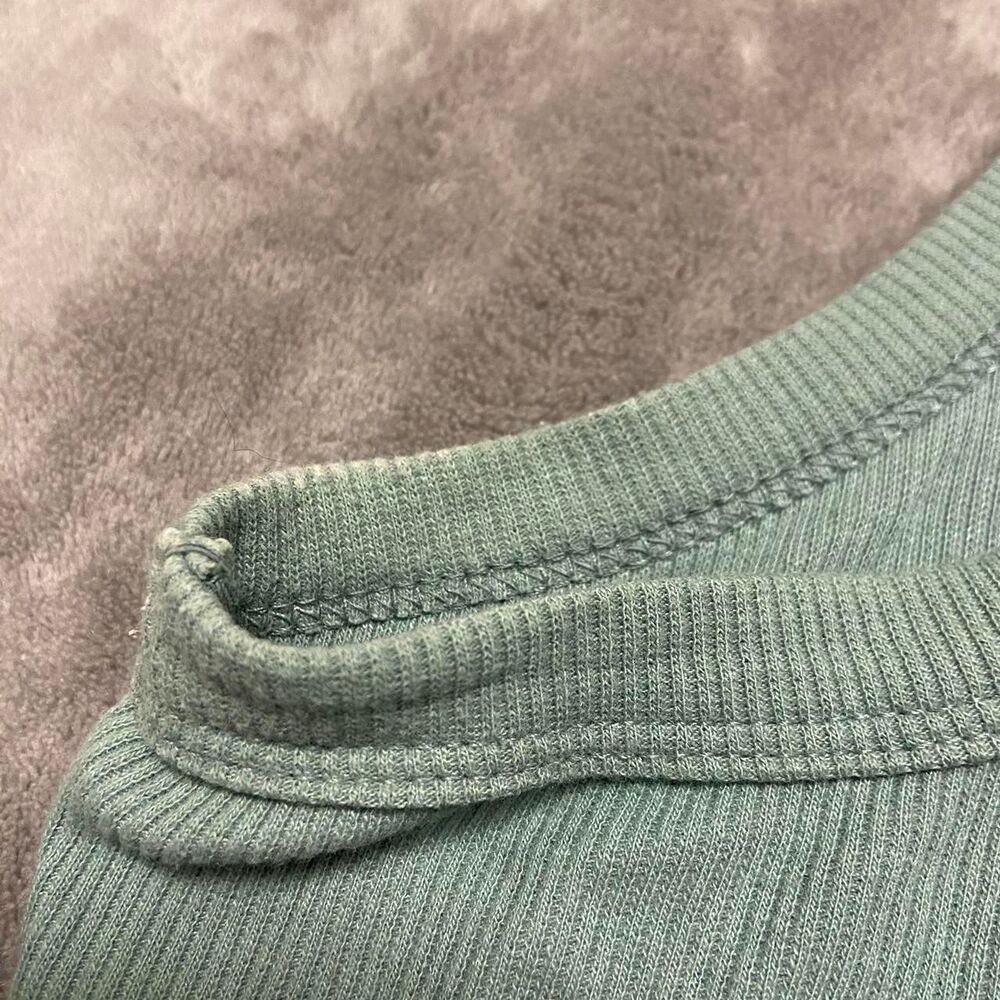 Teal Ribbed Cropped Tank - Picture 4 of 6